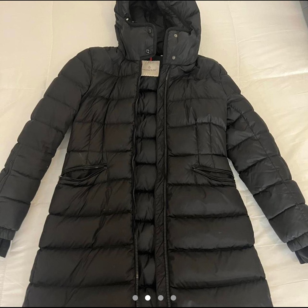 Women moncler puffer jacket, in original coat bag